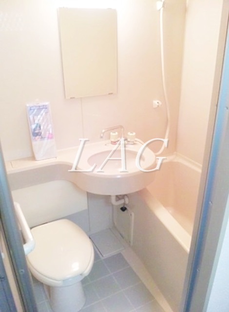 バス・シャワールーム　お風呂です。