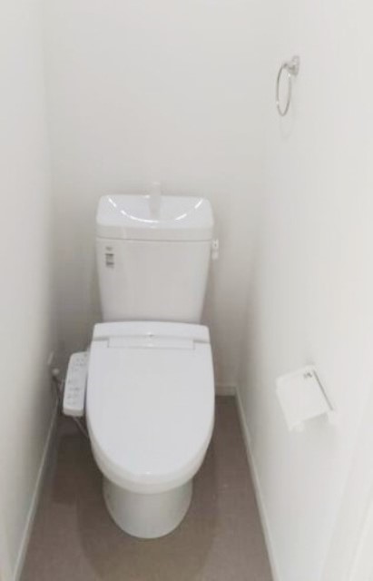 トイレ　別部屋同仕様タイプ