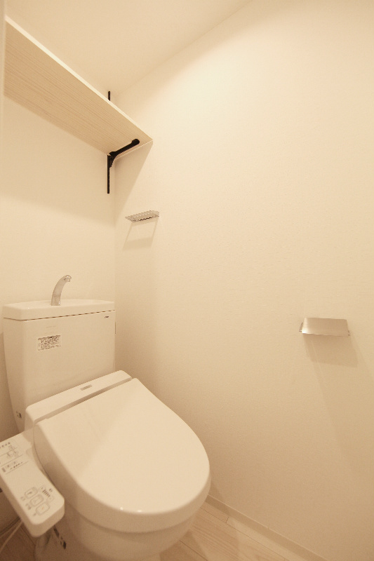 トイレ　温水洗浄ベ便座付