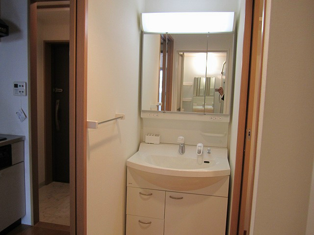 洗面設備　※同物件別部屋参考写真