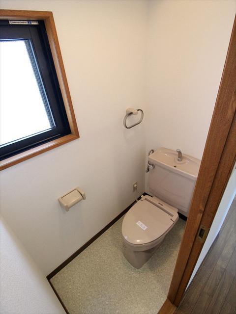 トイレ　松山市道後湯之町　グランドステイタス道後　トイレ