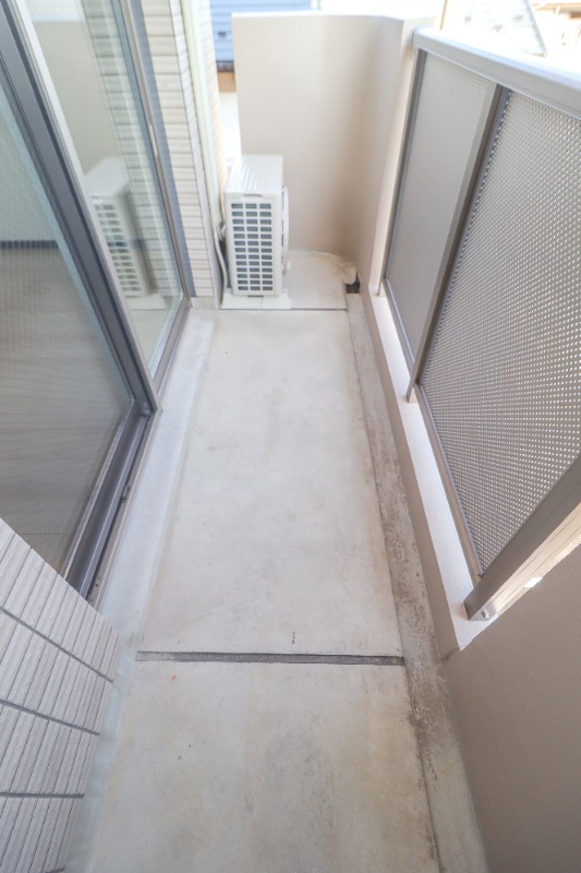 バルコニー　図面と現状に相違がある場合には現状を優先