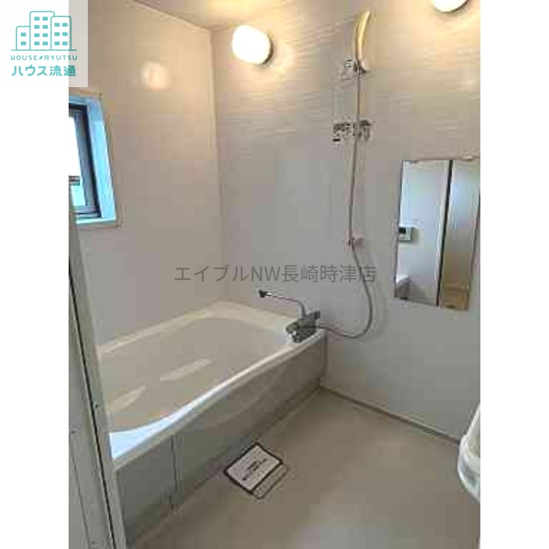 バス・シャワールーム　※別号室の写真です。