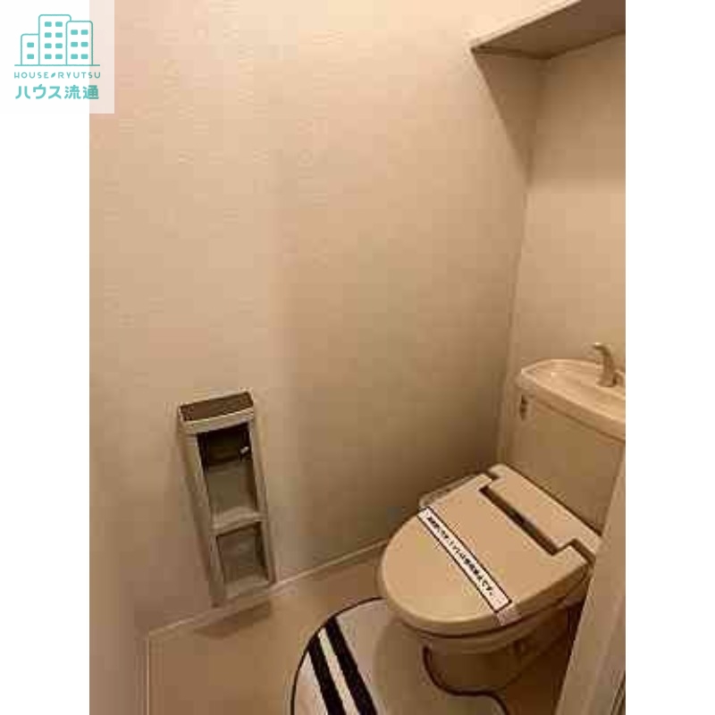 トイレ　※別号室の写真です。