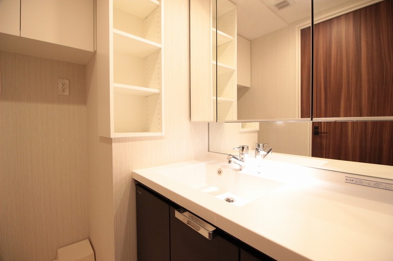 洗面設備　同仕様