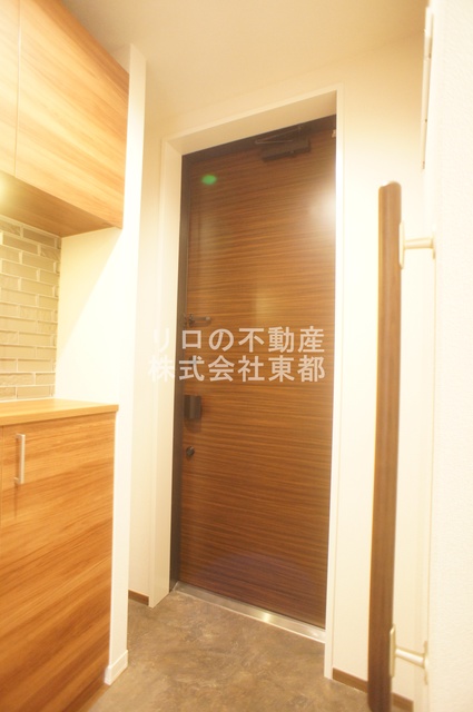 玄関　すっきりシンプルな玄関スペースです！