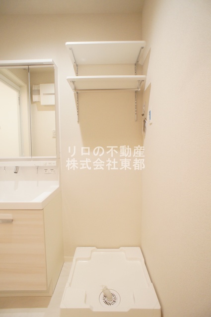 その他　洗濯機置場には防水パンを設置！水漏れも安心です◎