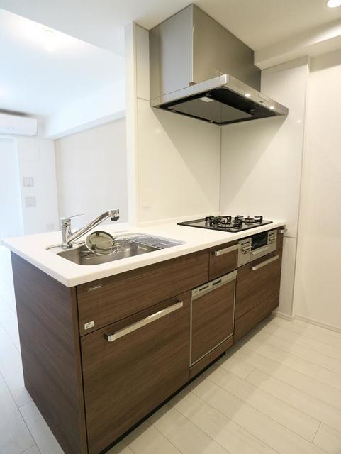 キッチン　※写真は同タイプ住戸です。