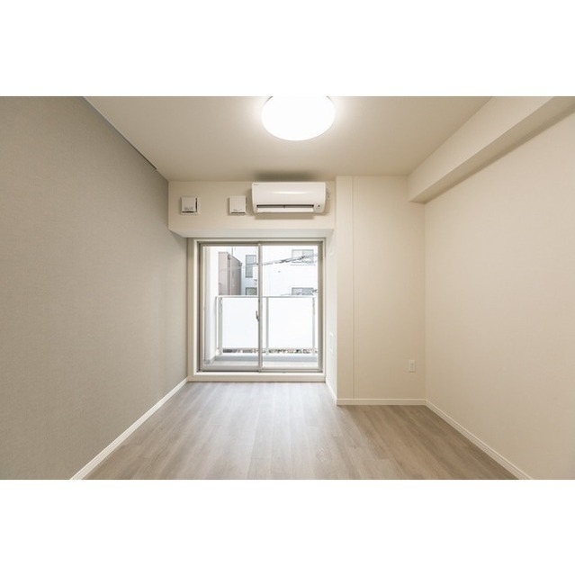 居室・リビング　同間取り別階写真含みます