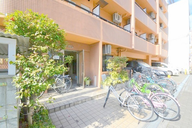 エントランス　エントランス