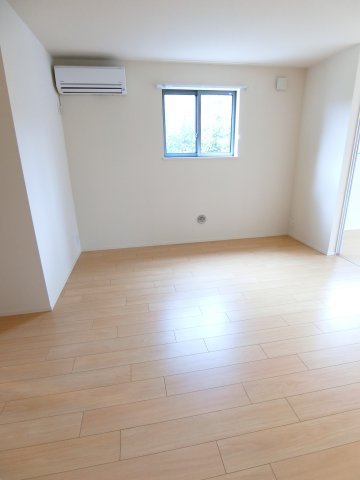 居室・リビング　別号室の参考写真です