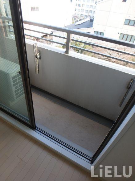 バルコニー　同施工会社施工物件の参考写真になります※現況優先