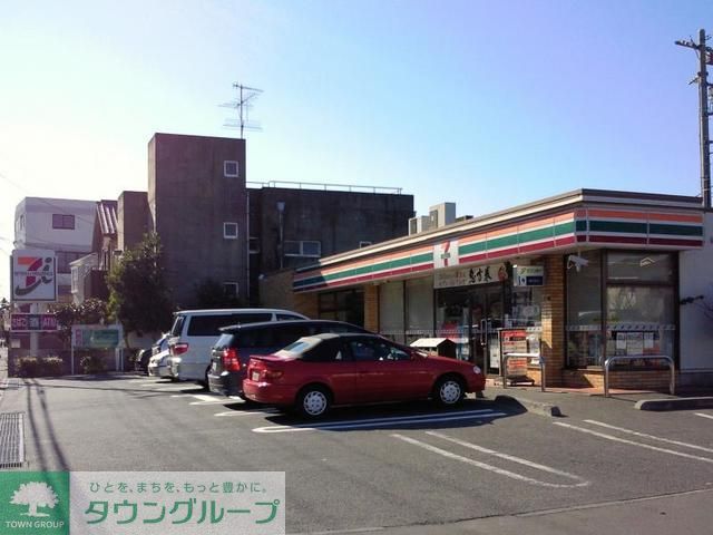 コンビニ　セブンイレブン藤沢鵠沼海岸5丁目店（コンビニ）まで240m