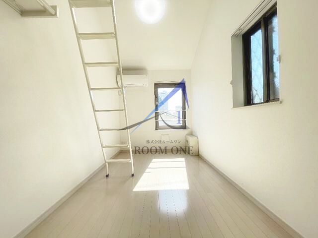 居室・リビング　洋室のお部屋です。