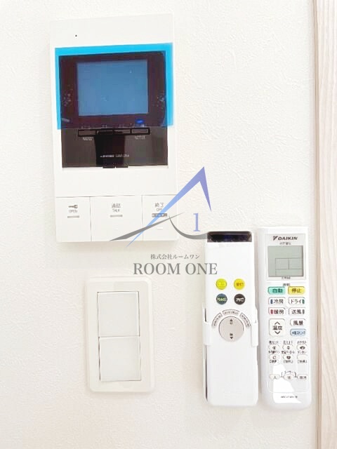 セキュリティ　モニター付きインターホンです。