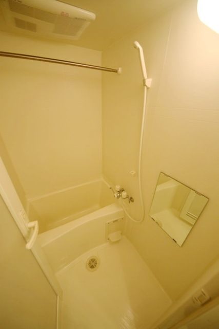 バス・シャワールーム　★きれいな浴室★