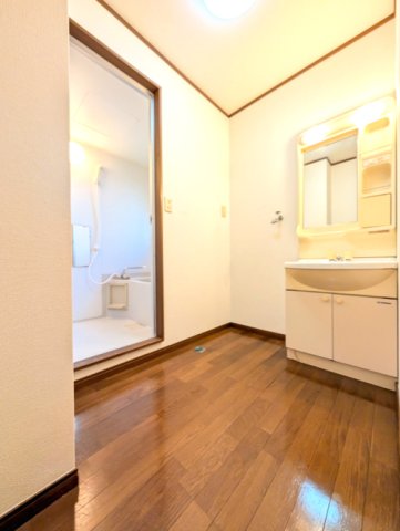 洗面設備　【洗面所】