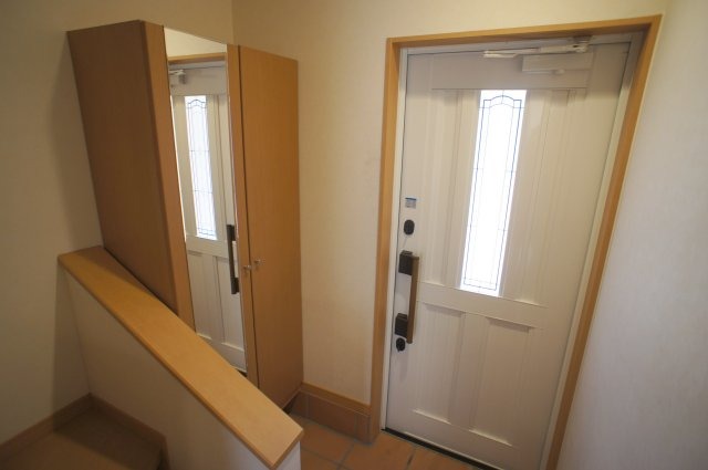 玄関　シューズボックス