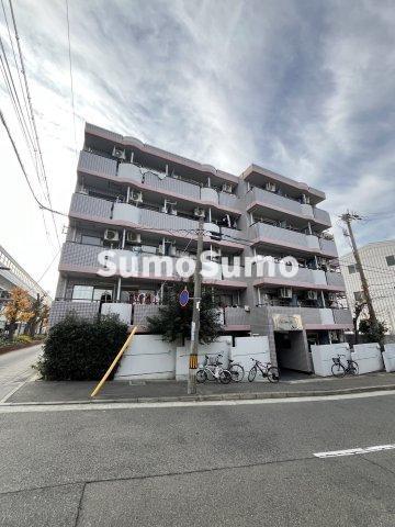 建物外観　外観は落ち着いています