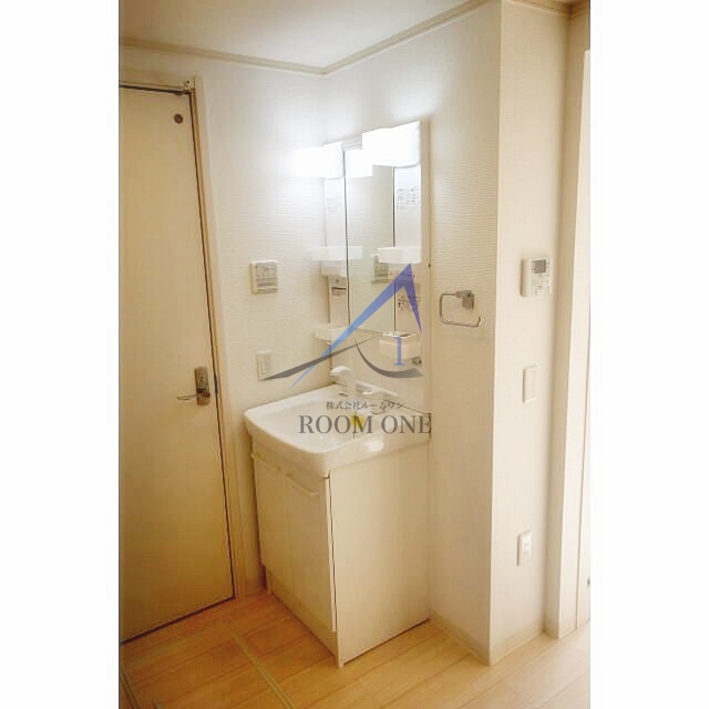 洗面設備　洗面台です。