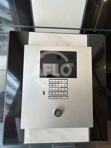 セキュリティ　セレニテ堺筋本町リアン　オートロック