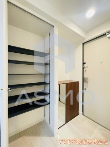 玄関　同マンション別部屋参考写真