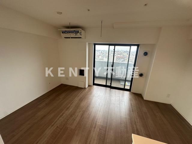 居室・リビング　ゆったり過ごせる居間です