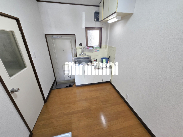 キッチン　※クリーニング中の写真です。