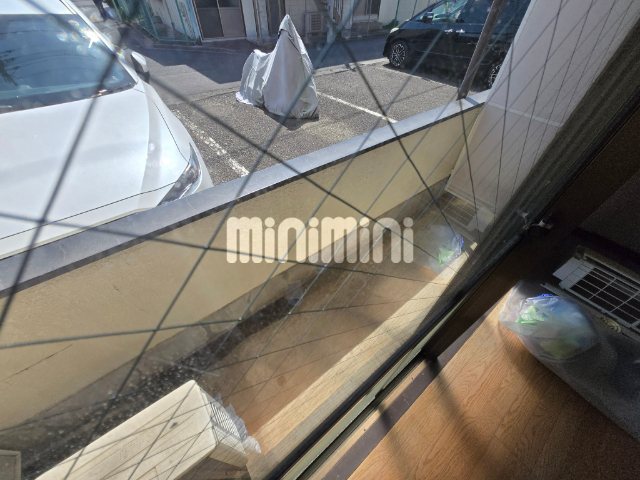 バルコニー　※クリーニング中の写真です。