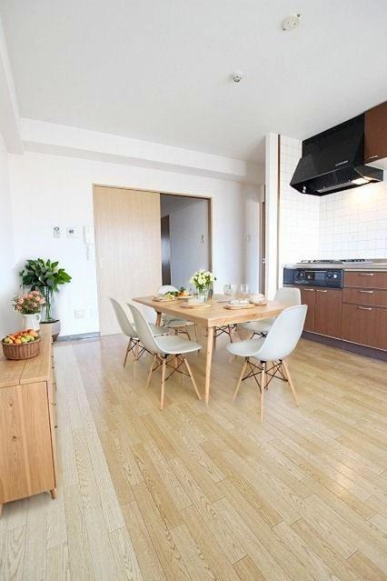 居室・リビング　別号室の写真です。