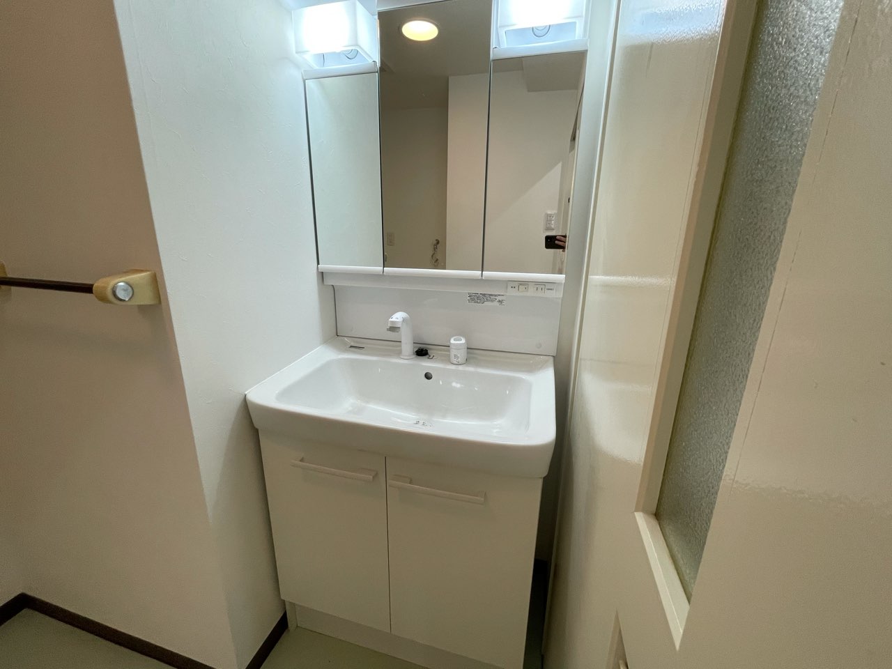 洗面設備　独立洗面化粧台付き☆