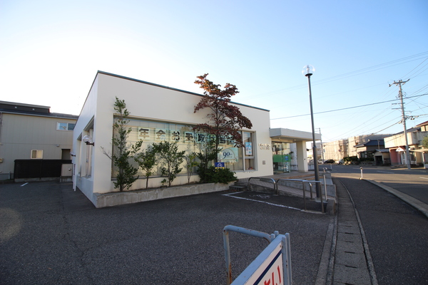 銀行　新潟信用金庫沼垂支店（銀行）まで368m