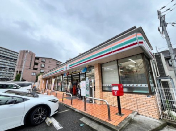 コンビニ　セブンイレブン 羽曳野栄町店（コンビニ）まで645m