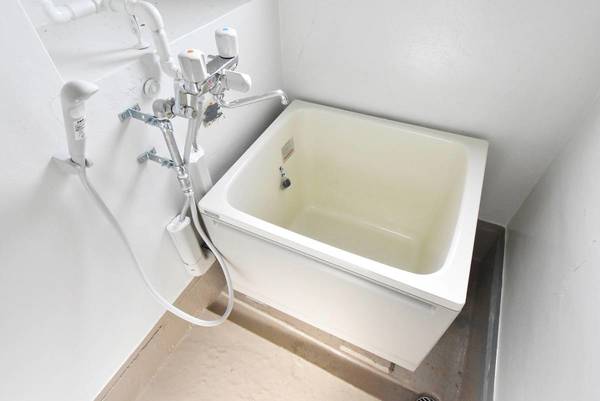 バス・シャワールーム　ビレッジハウスの同一物件・同一タイプの間取りの写真です