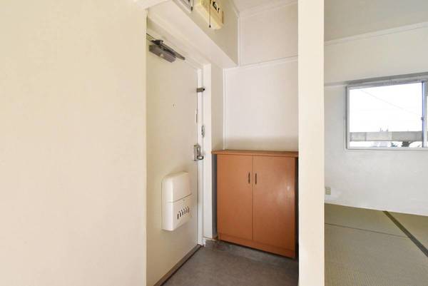 玄関　ビレッジハウスの同一物件・同一タイプの間取りの写真です