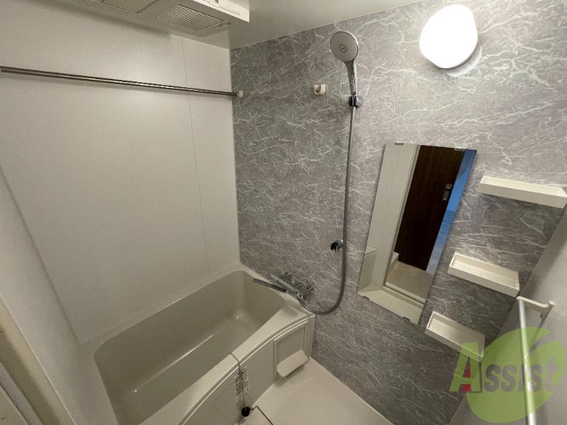 バス・シャワールーム