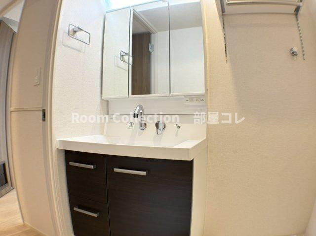洗面設備　※同物件他部屋写真　反転・色違いの場合有　現状優先