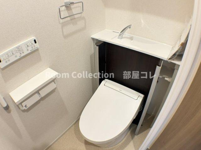 トイレ　※同物件他部屋写真　反転・色違いの場合有　現状優先