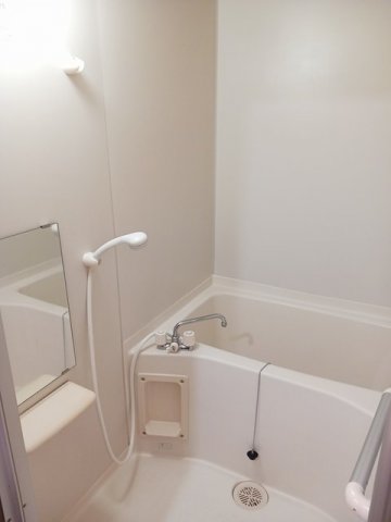 バス・シャワールーム　きれいなお風呂です