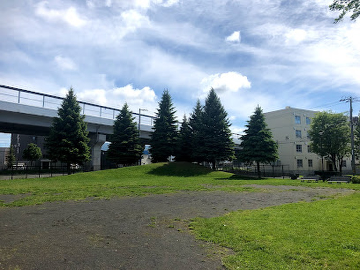 公園　発寒12条4丁目2-5発寒ポプラ公園（公園）まで700m