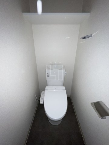 トイレ　プレサンス松屋町ヴィゴラス　温水洗浄便座