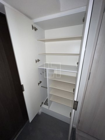 収納　プレサンス松屋町ヴィゴラス　シューズボックス