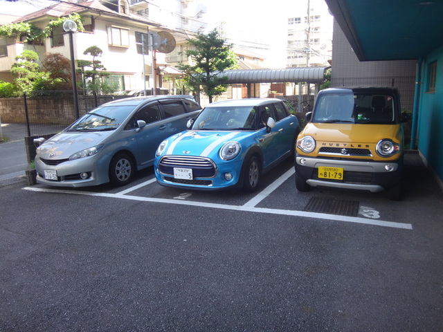 駐車場　駐車場