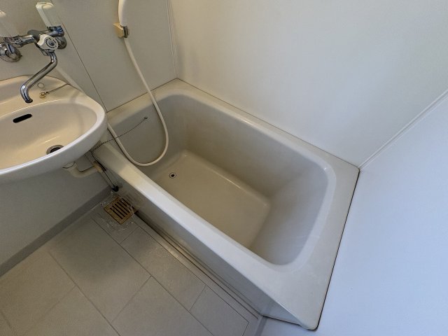 バス・シャワールーム　お風呂で日々の疲れを落としましょう