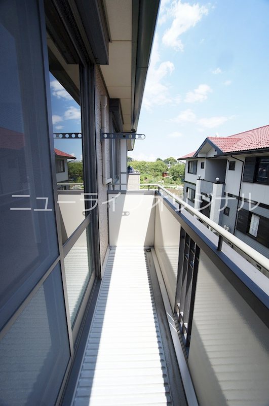 バルコニー　南向きのバルコニーで日当たり良好です。