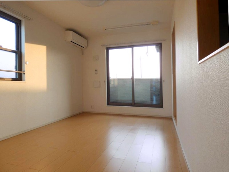 居室・リビング　図面と現状に相違がある場合には現状を優先