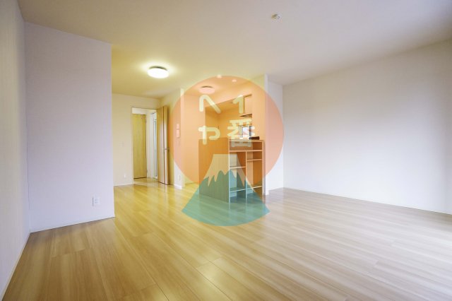 居室・リビング　ネット無料。リビングです