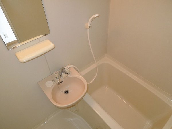 バス・シャワールーム　バス