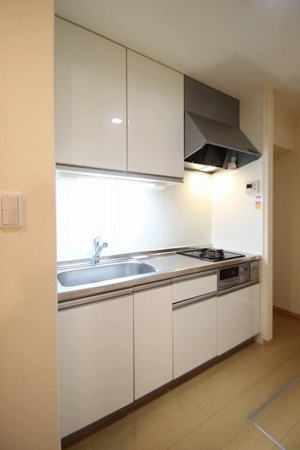 キッチン　同物件別室