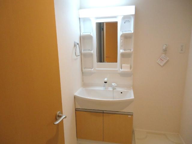 洗面設備　洗髪洗面化粧台